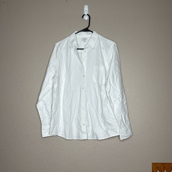 J. Crew Factory Button-Up Oxford Shirt in Signature Fit - Picture 4 of 10